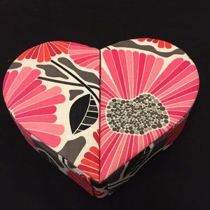 VERA BRADLEY HEART JEWELRY BOX